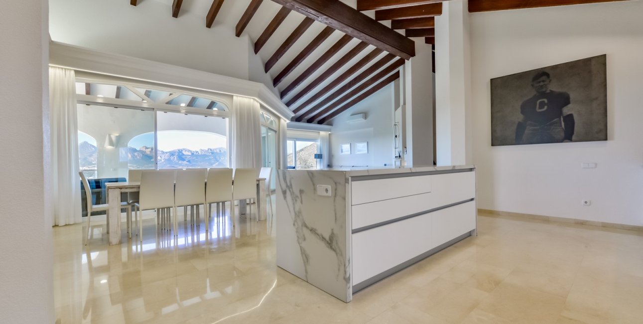 Reventa - Villa -
Altea - Sierra de Altea