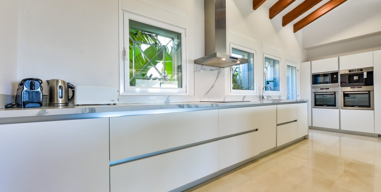 Reventa - Villa -
Altea - Sierra de Altea