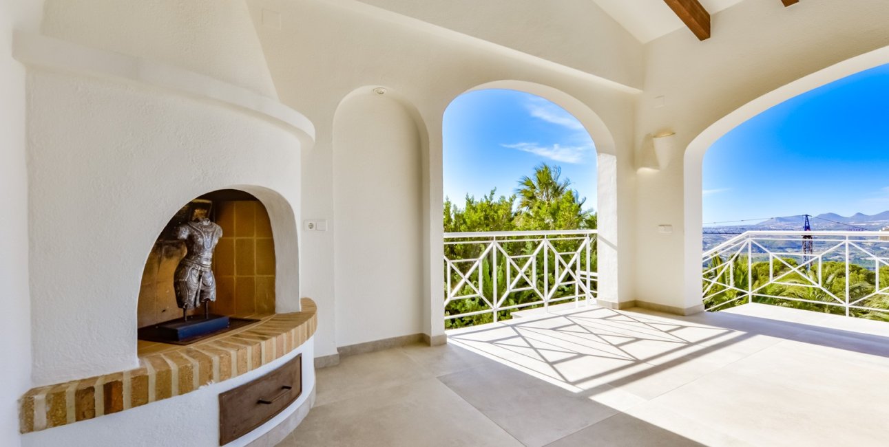 Reventa - Villa -
Altea - Sierra de Altea