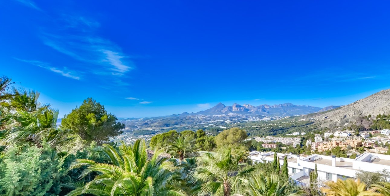 Reventa - Villa -
Altea - Sierra de Altea