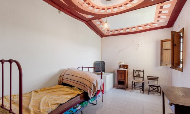 Resale - Country House -
Orihuela - Raiguero de Bonanza