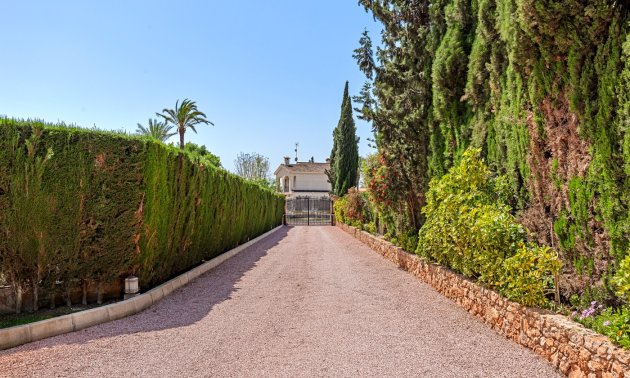 Resale - Country House -
Elche - Elche - Country