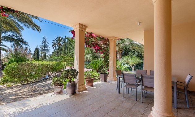 Resale - Country House -
Elche - Elche - Country