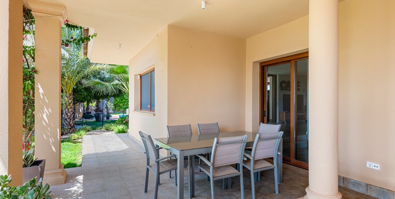 Resale - Country House -
Elche - Elche - Country