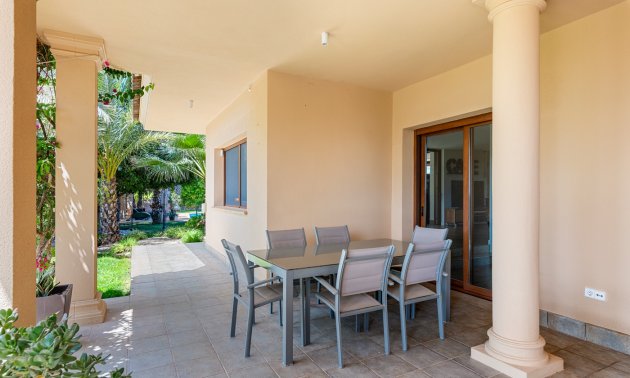 Resale - Country House -
Elche - Elche - Country