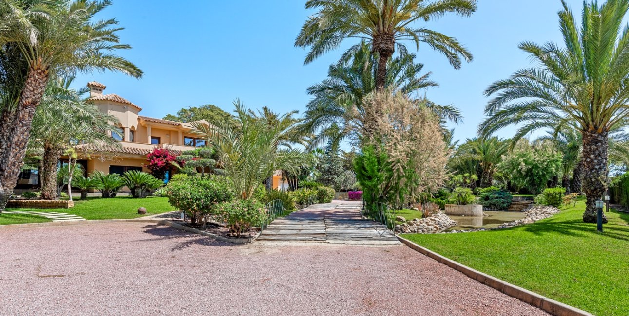 Resale - Country House -
Elche - Elche - Country