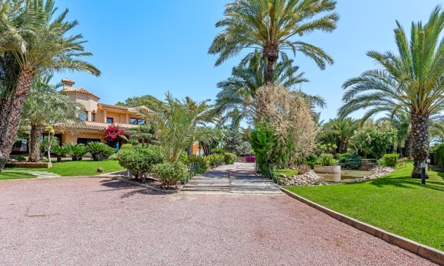 Resale - Country House -
Elche - Elche - Country