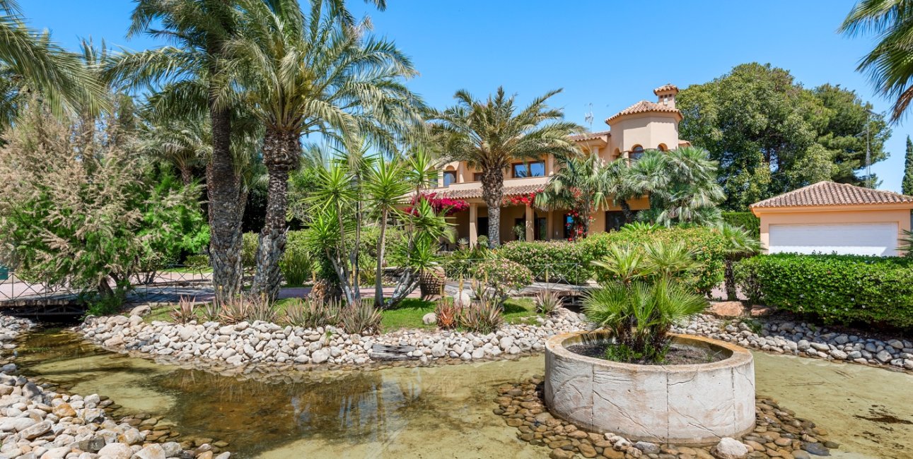 Resale - Country House -
Elche - Elche - Country