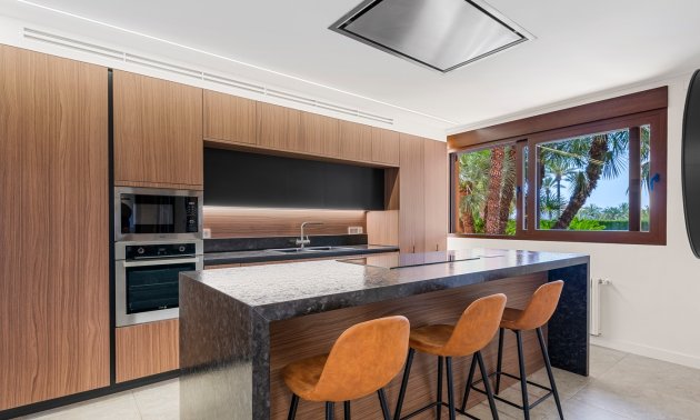 Resale - Country House -
Elche - Elche - Country