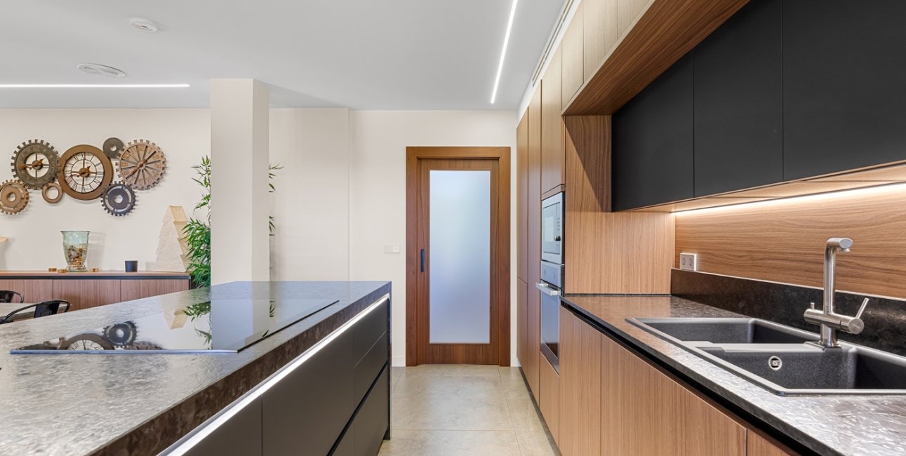 Resale - Country House -
Elche - Elche - Country