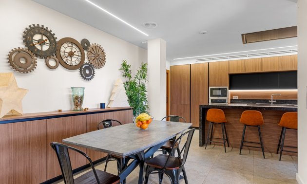 Resale - Country House -
Elche - Elche - Country