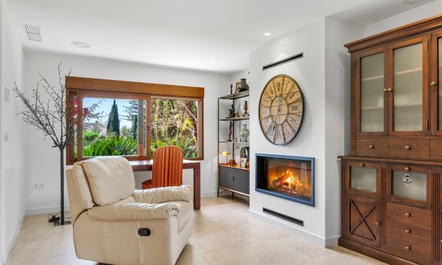 Resale - Country House -
Elche - Elche - Country