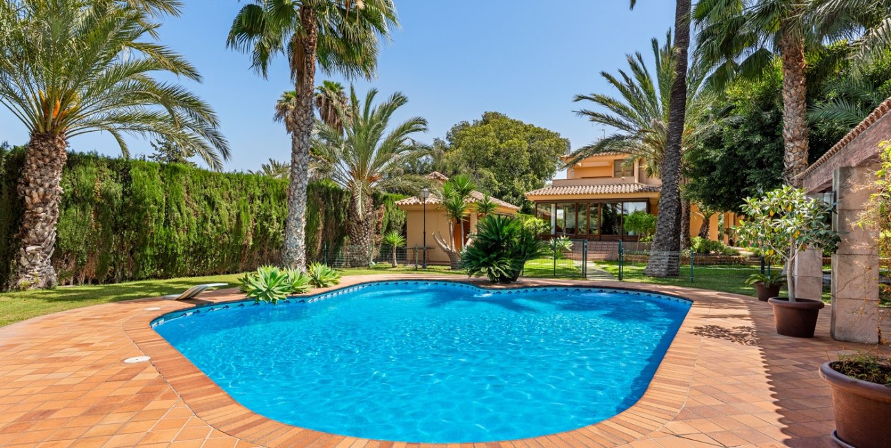 Resale - Country House -
Elche - Elche - Country