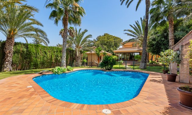 Resale - Country House -
Elche - Elche - Country