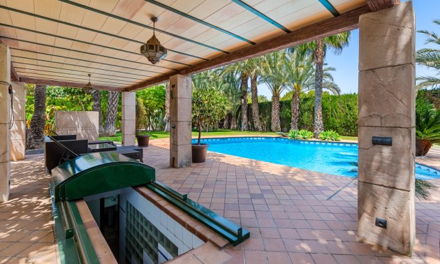 Resale - Country House -
Elche - Elche - Country