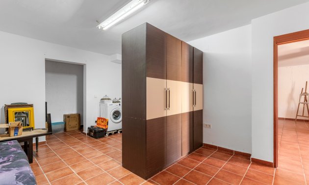 Resale - Villa -
Alfaz del Pi - Alfaz del Pi - Town