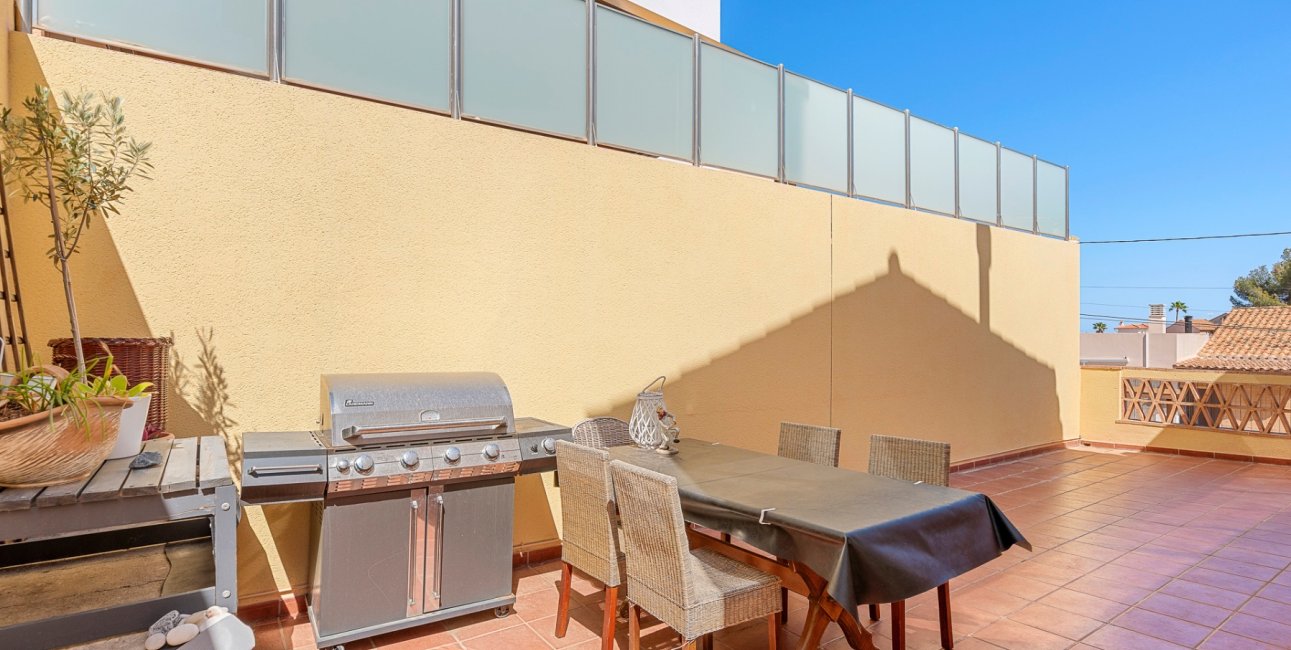 Resale - Villa -
Alfaz del Pi - Alfaz del Pi - Town