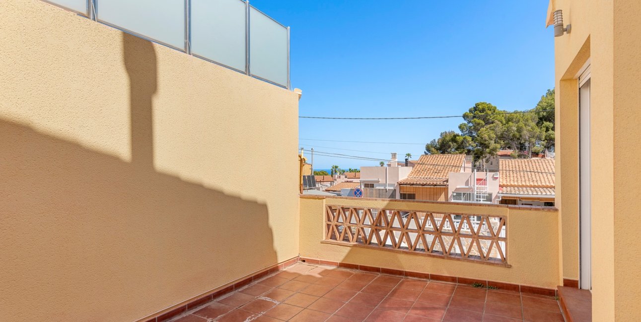 Resale - Villa -
Alfaz del Pi - Alfaz del Pi - Town