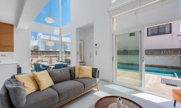 Resale - Villa -
Ciudad Quesada - La Laguna