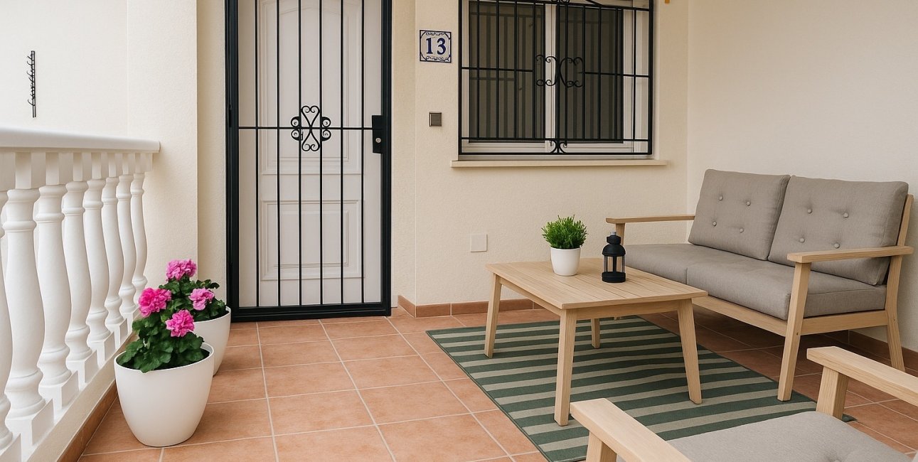 Resale - Townhouse -
Orihuela Costa - La Florida