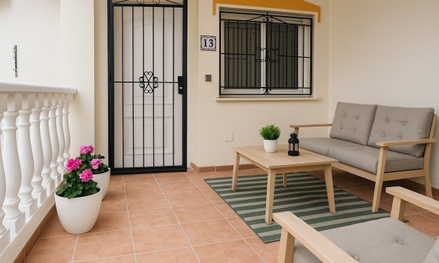 Resale - Townhouse -
Orihuela Costa - La Florida