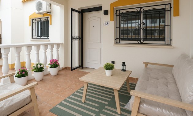 Resale - Townhouse -
Orihuela Costa - La Florida