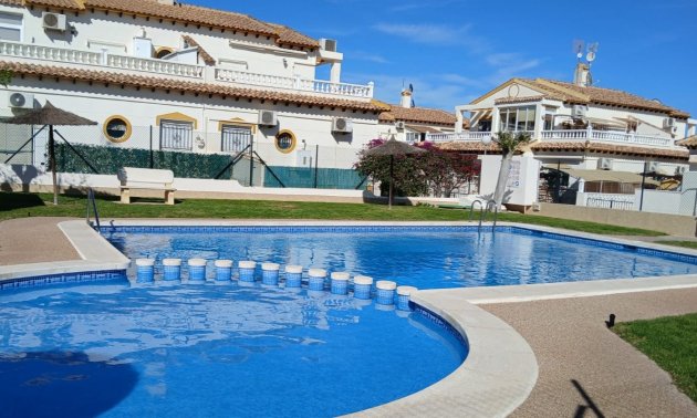 Resale - Townhouse -
Orihuela Costa - La Florida