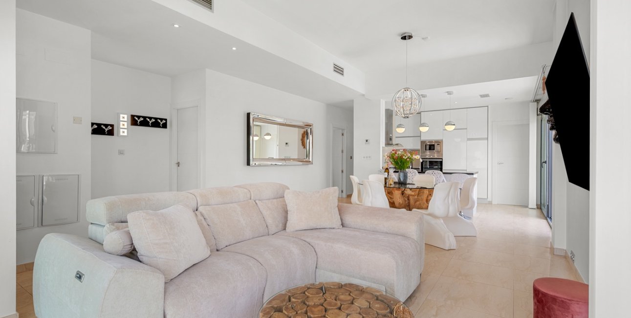 Resale - Villa -
Orihuela Costa - Villamartin