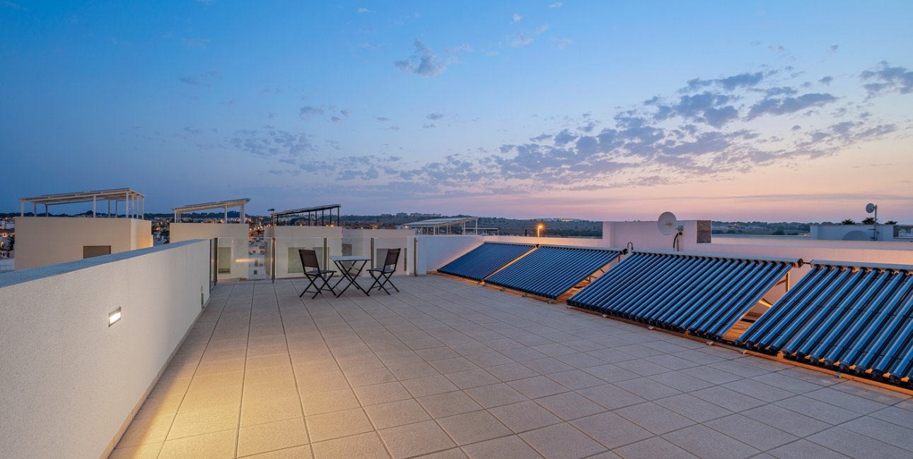 Resale - Villa -
Orihuela Costa - Villamartin