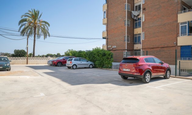 Resale - Apartment / flat -
Orihuela Costa - Punta Prima