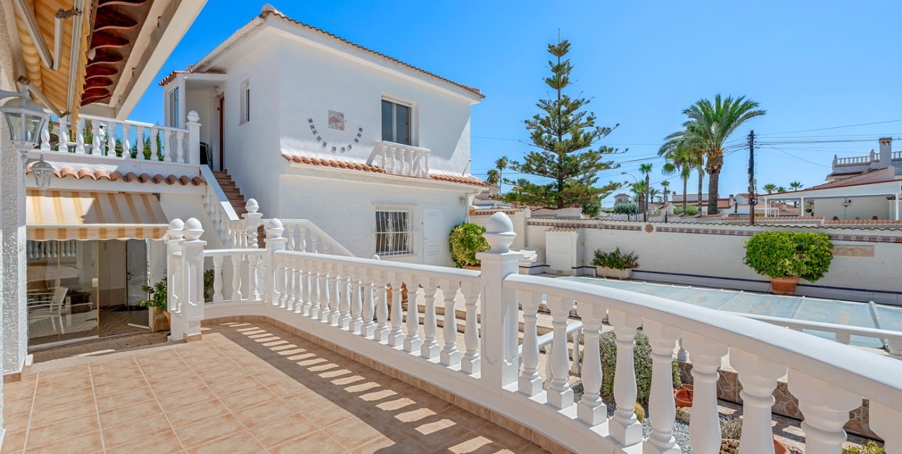 Resale - Villa -
Ciudad Quesada - Ciudad Quesada - Town