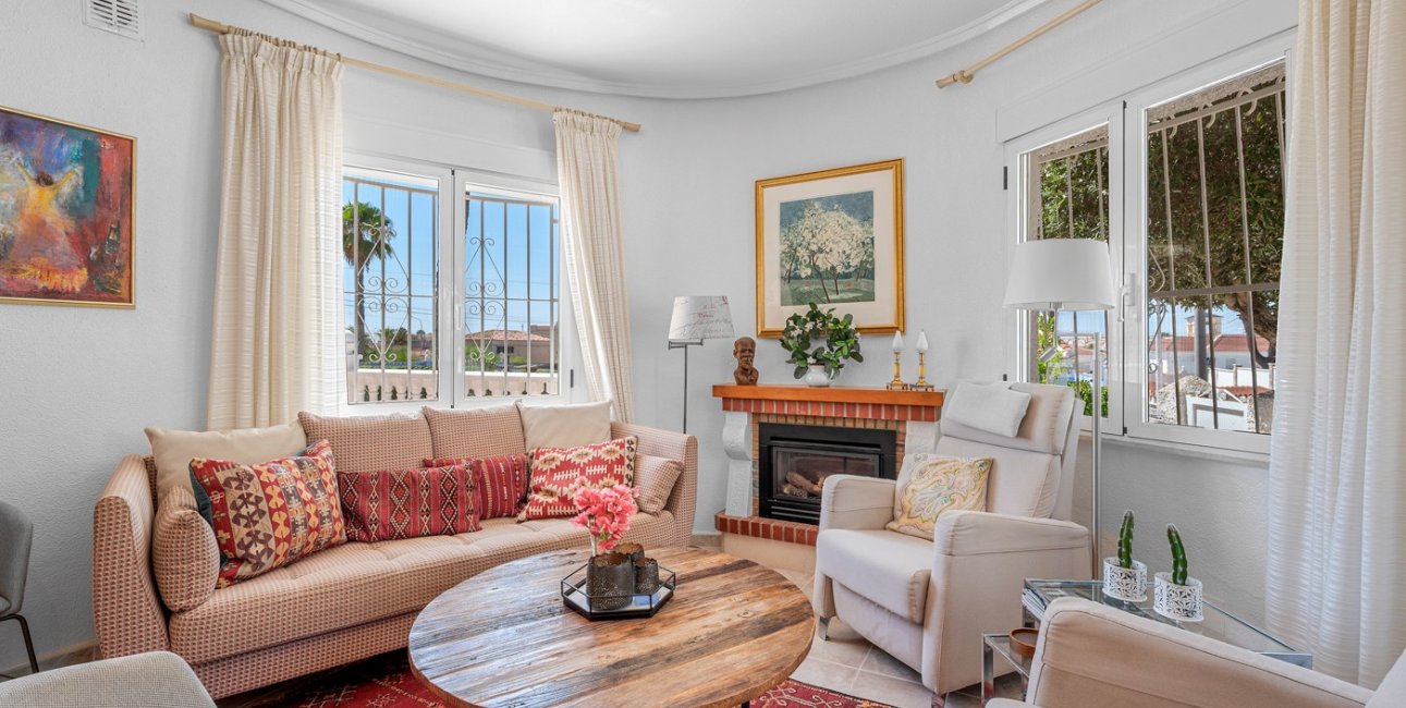 Resale - Villa -
Ciudad Quesada - Ciudad Quesada - Town