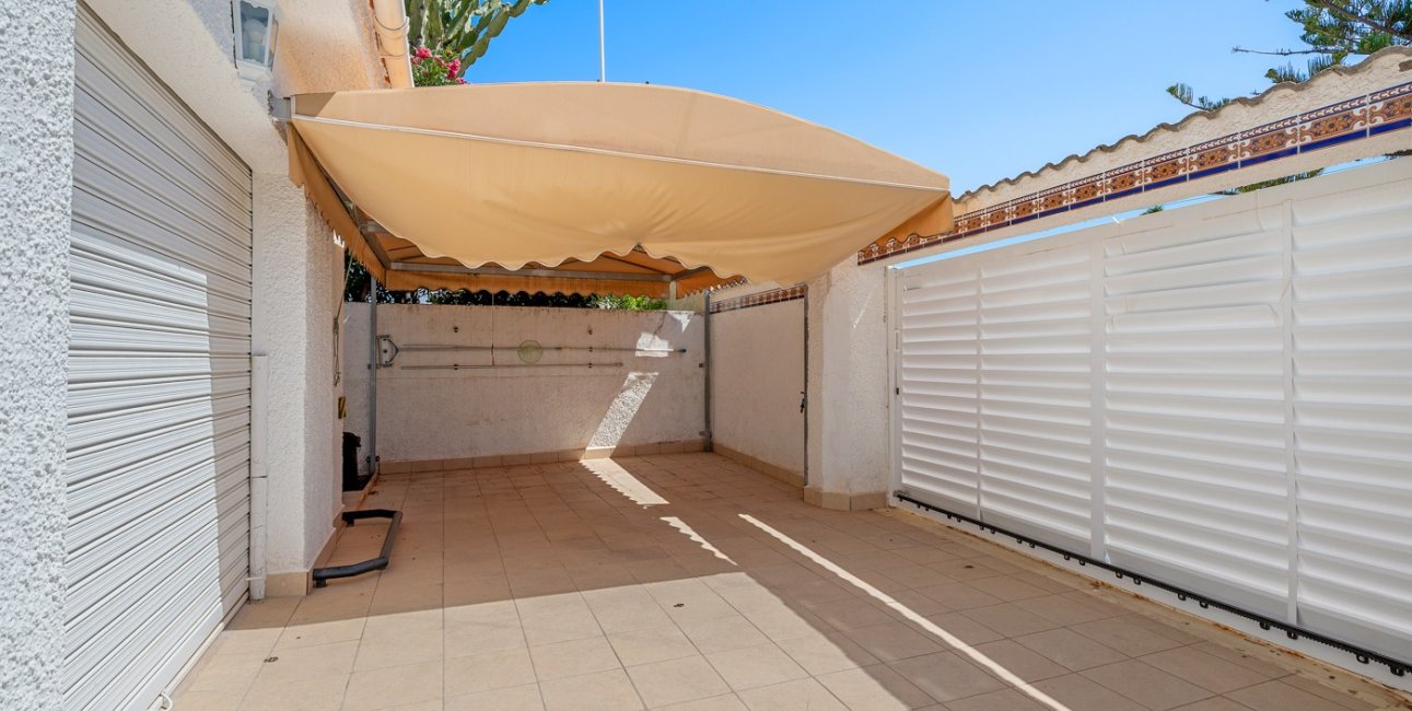 Resale - Villa -
Ciudad Quesada - Ciudad Quesada - Town