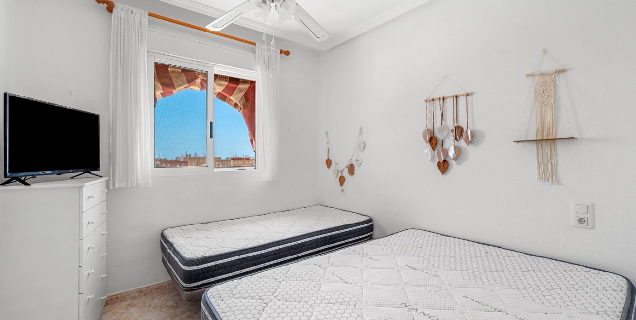 Resale - Apartment / flat -
Santa Pola - Santa Pola - Town