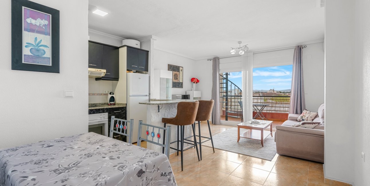 Reventa - Apartamento / piso -
Almoradi - Almoradi - Town