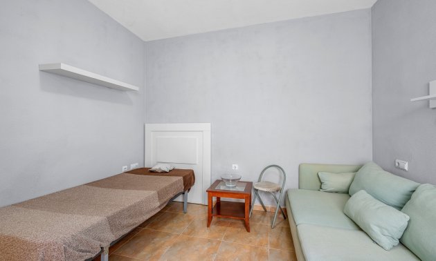 Reventa - Apartamento / piso -
Almoradi - Almoradi - Town