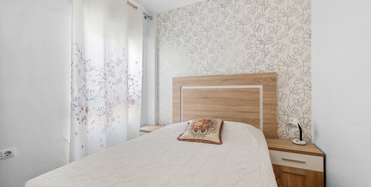 Reventa - Apartamento / piso -
Almoradi - Almoradi - Town