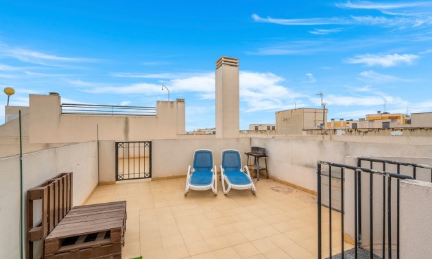 Reventa - Apartamento / piso -
Almoradi - Almoradi - Town