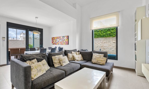 Resale - Villa -
Ciudad Quesada - La Laguna