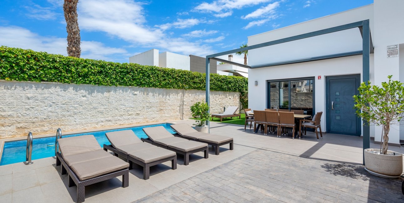 Resale - Villa -
Ciudad Quesada - La Laguna