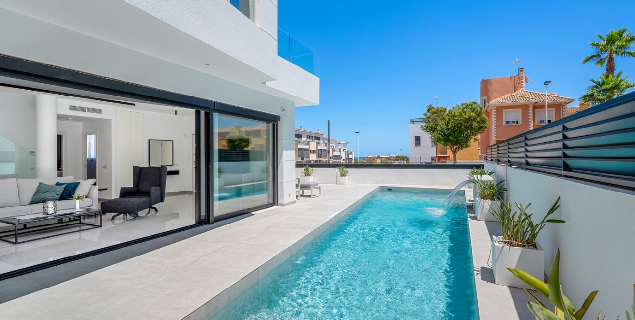 Resale - Villa -
Guardamar del Segura - Los Secanos