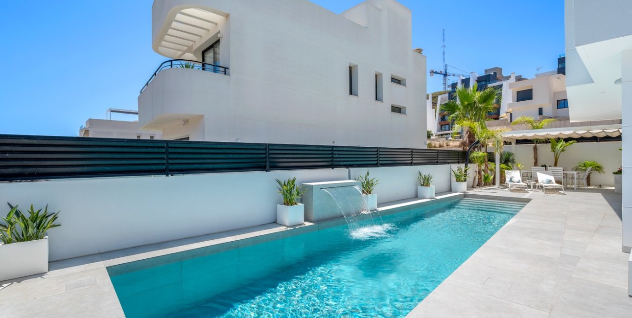 Resale - Villa -
Guardamar del Segura - Los Secanos