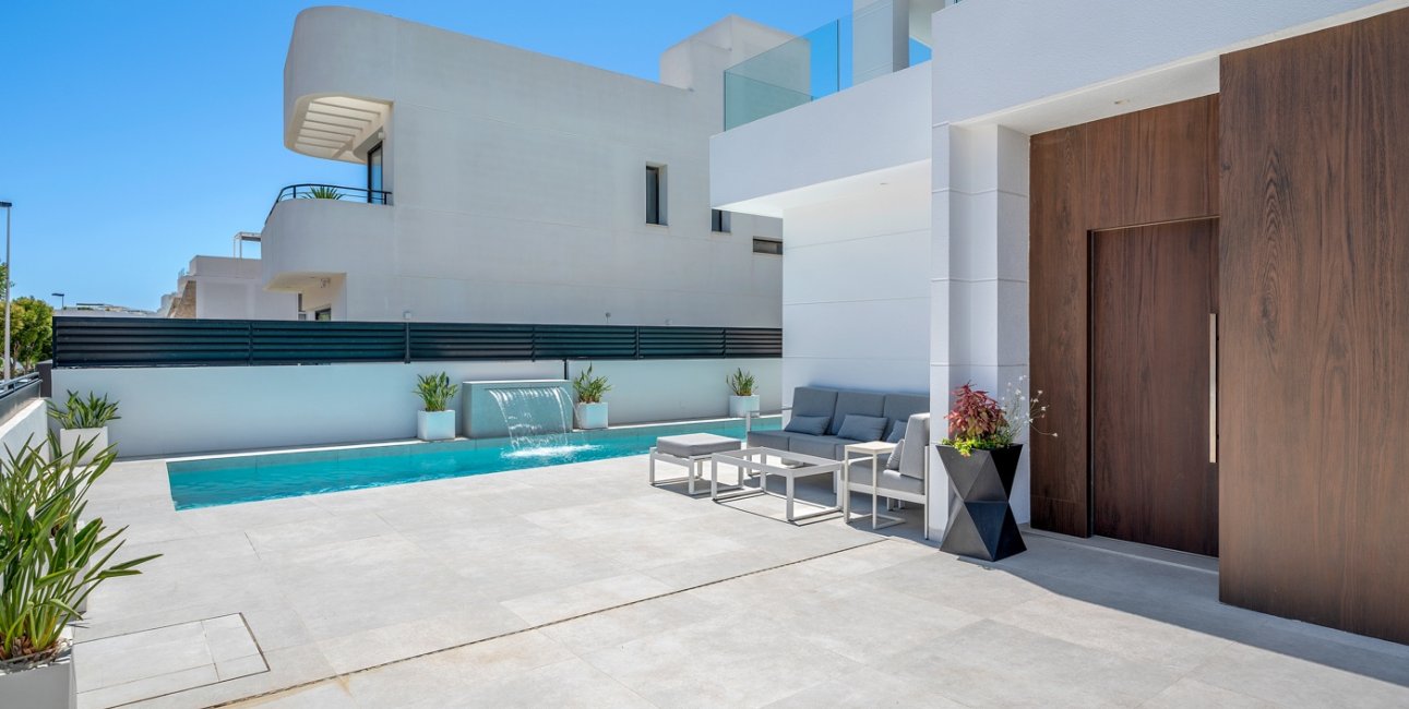 Resale - Villa -
Guardamar del Segura - Los Secanos