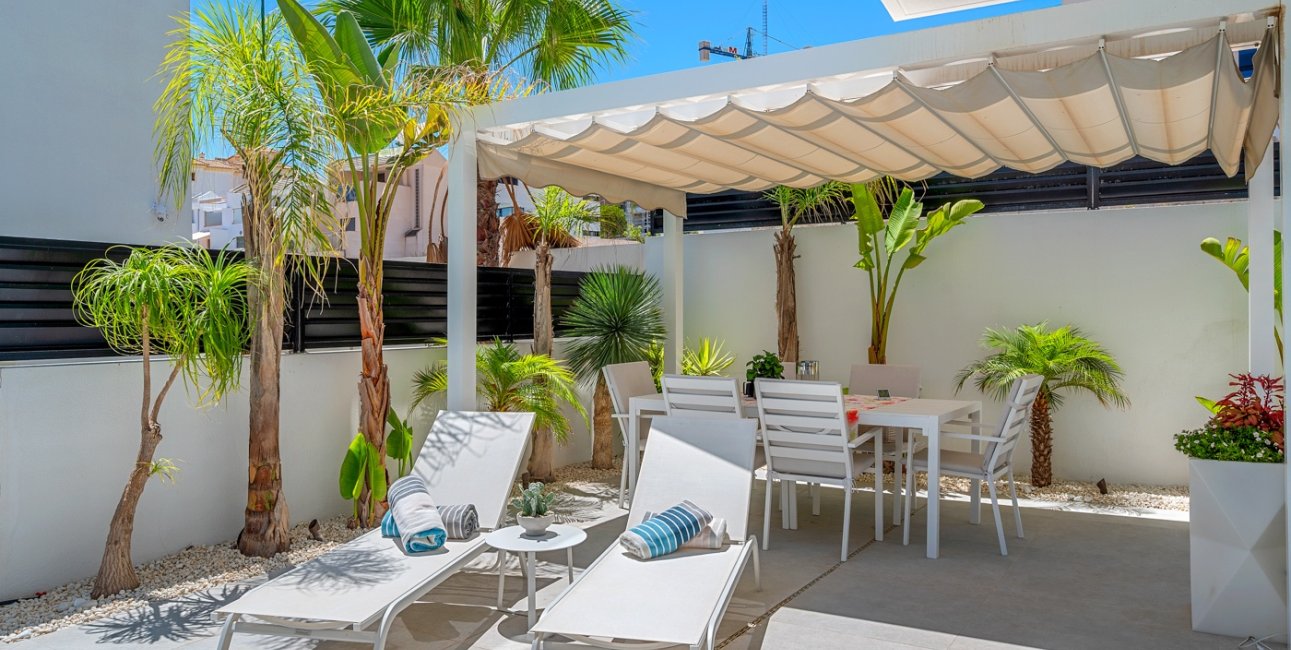 Resale - Villa -
Guardamar del Segura - Los Secanos