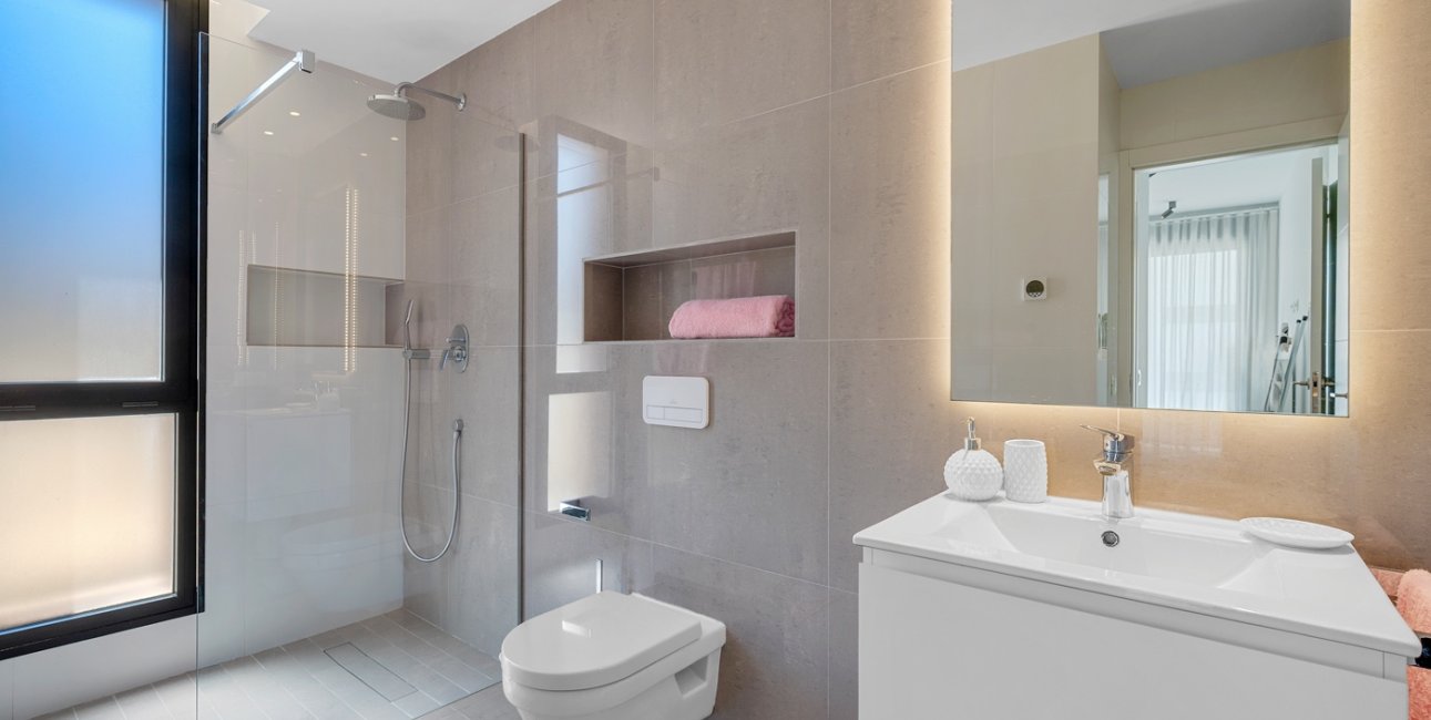 Resale - Villa -
Guardamar del Segura - Los Secanos