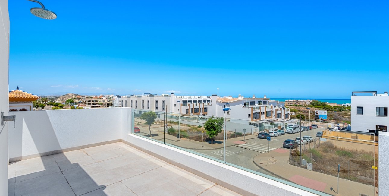 Resale - Villa -
Guardamar del Segura - Los Secanos