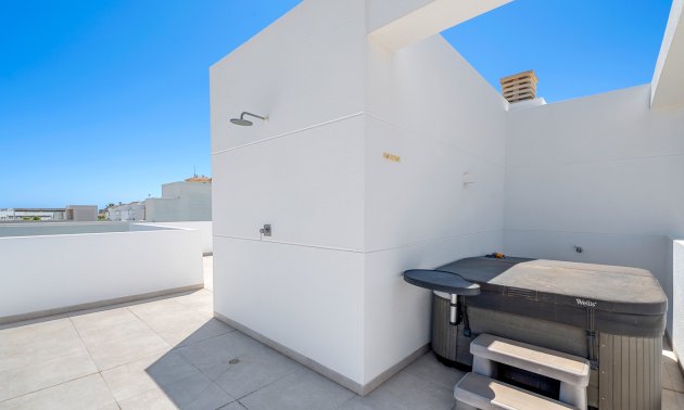 Resale - Villa -
Guardamar del Segura - Los Secanos