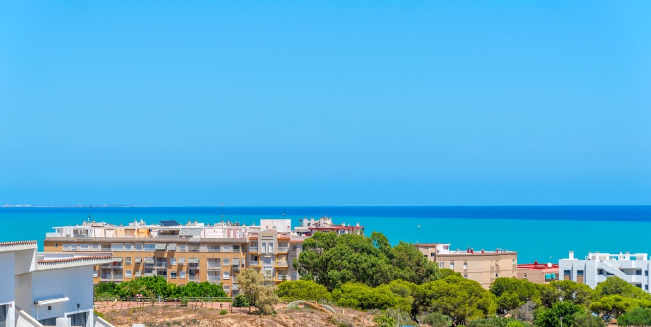 Resale - Villa -
Guardamar del Segura - Los Secanos