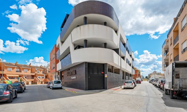 Resale - Apartment / flat -
Formentera del Segura - Formentera - Village