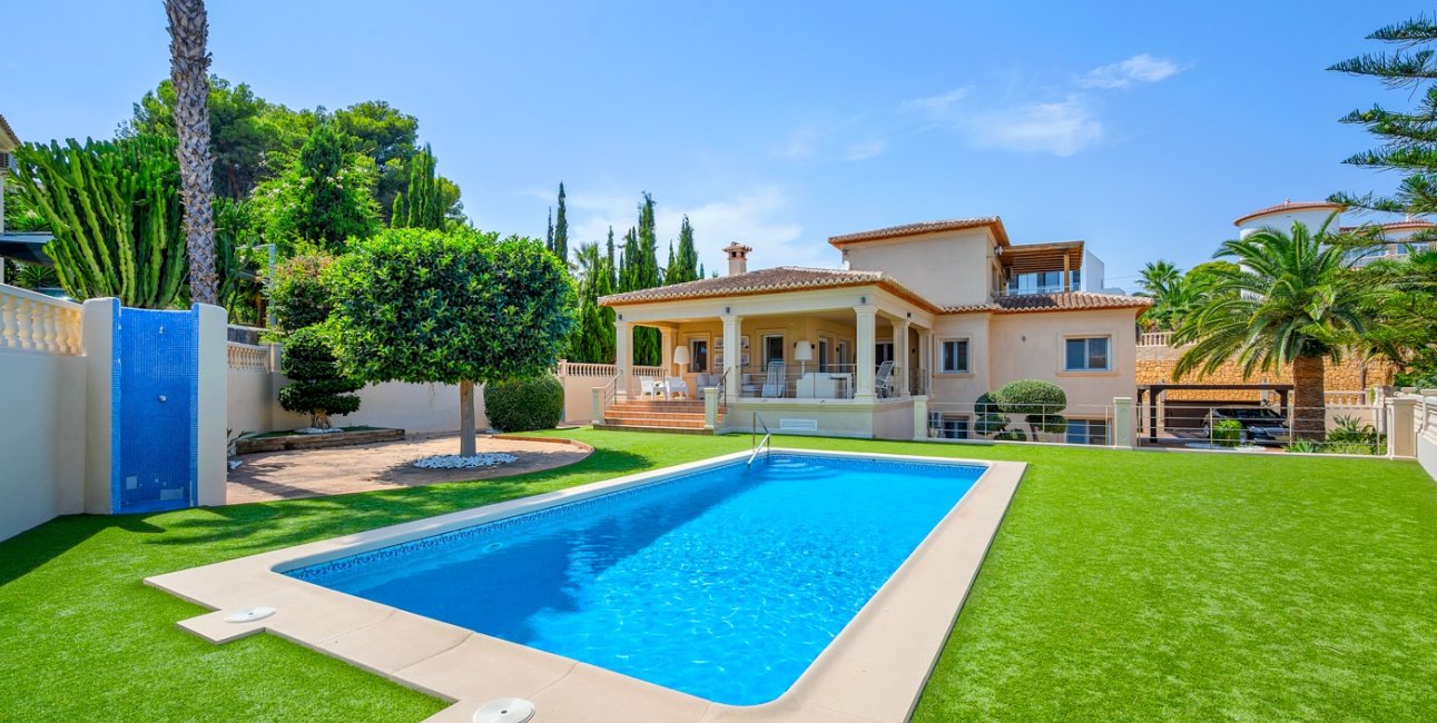 Resale - Villa -
Benissa - Carrio